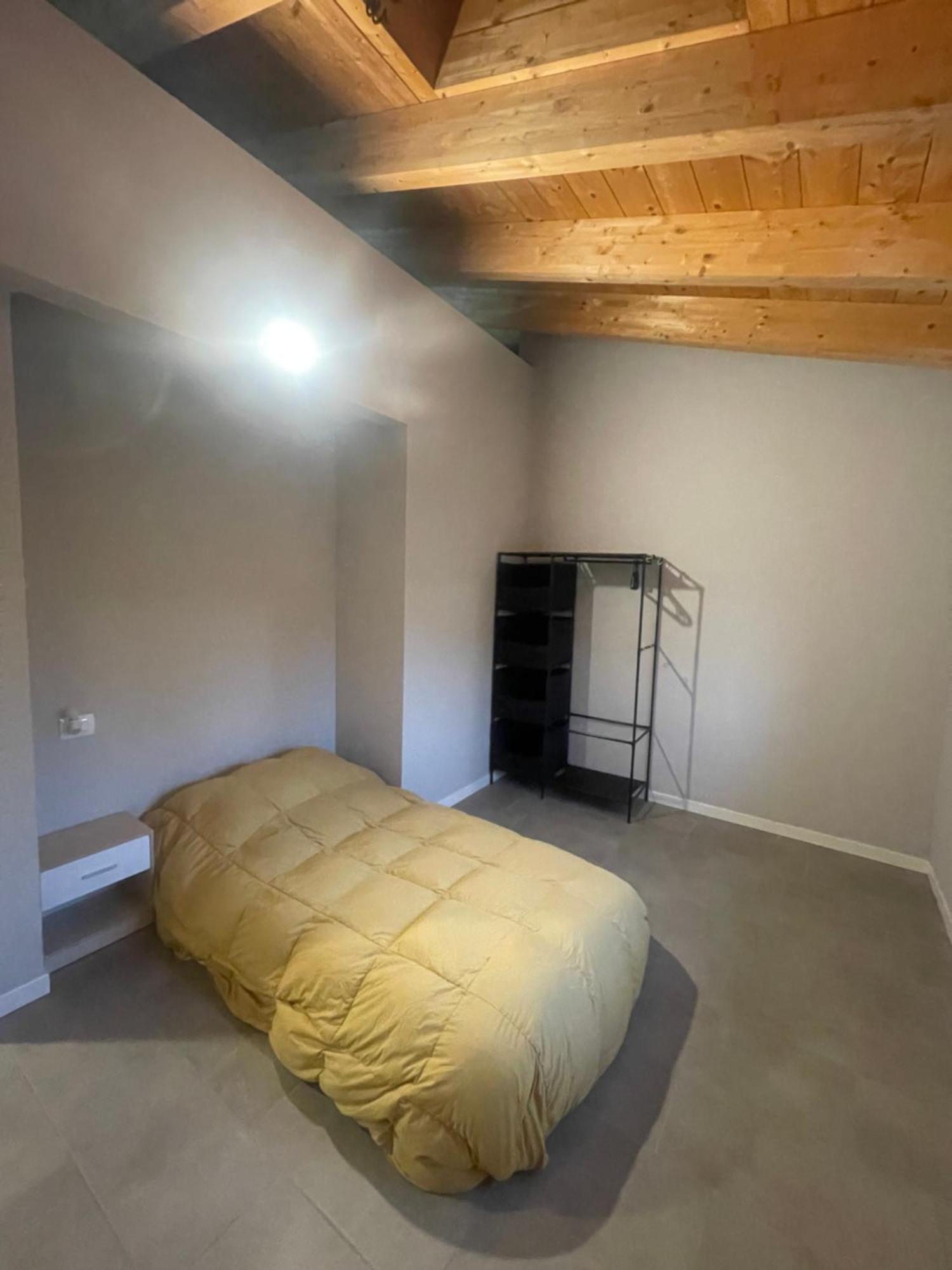 Polly House Lägenhet Lodi Exteriör bild